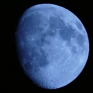 DMC-FZ1000 月撮影 400mm縮小なし