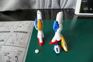 V2アサルトバスターガンダム 脚部差し替え