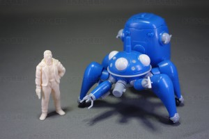 タチコマ +バトー