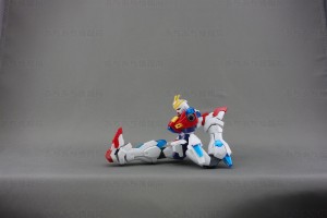HGBFトライバーニングガンダム 可動範囲脚部