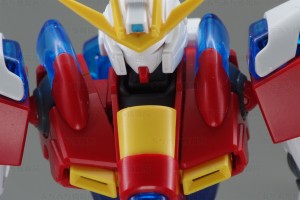 HGBFトライバーニングガンダム 可動肩部