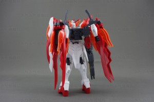 HGBFウイングガンダムゼロ炎 本体背面